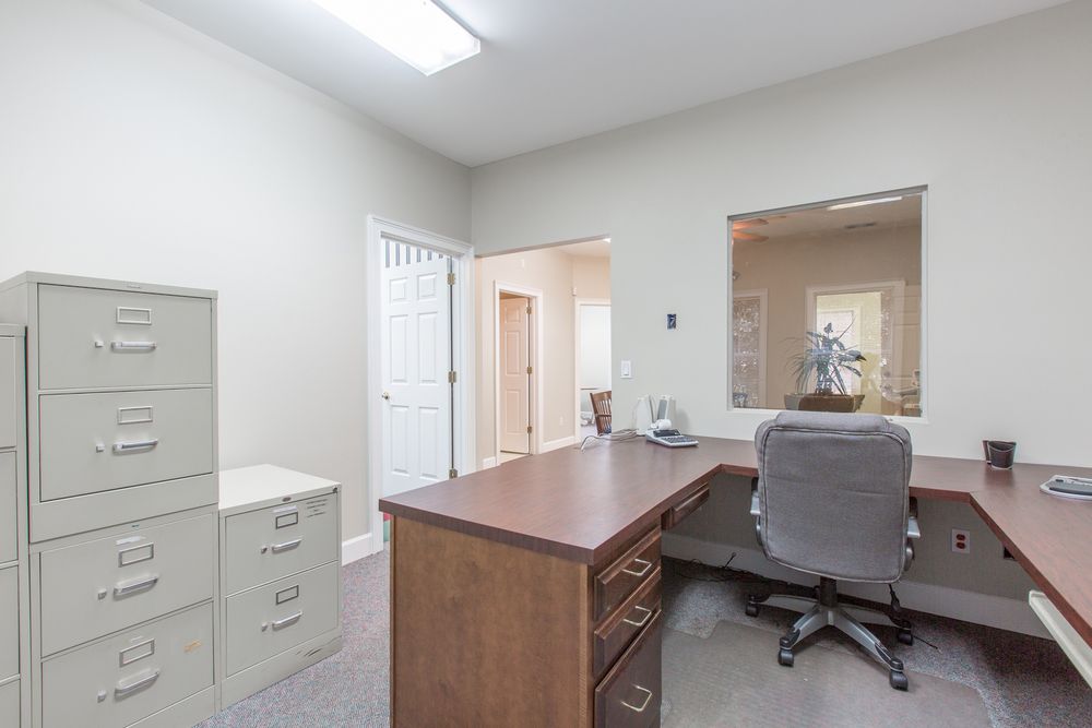 Office For Lease: 4414 Brainerd Rd, Chattanooga, TN 37411